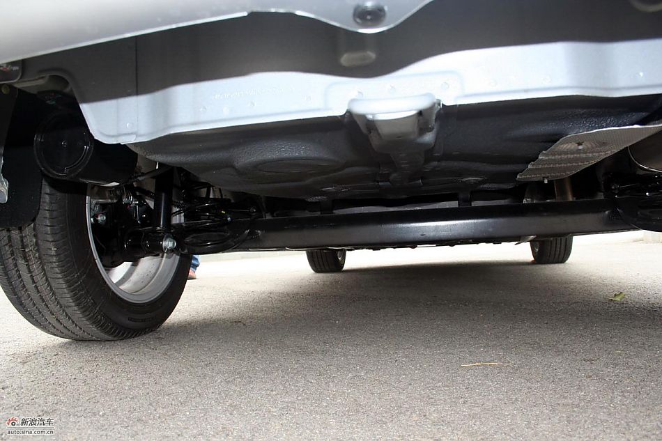 上海汽车荣威350实拍图