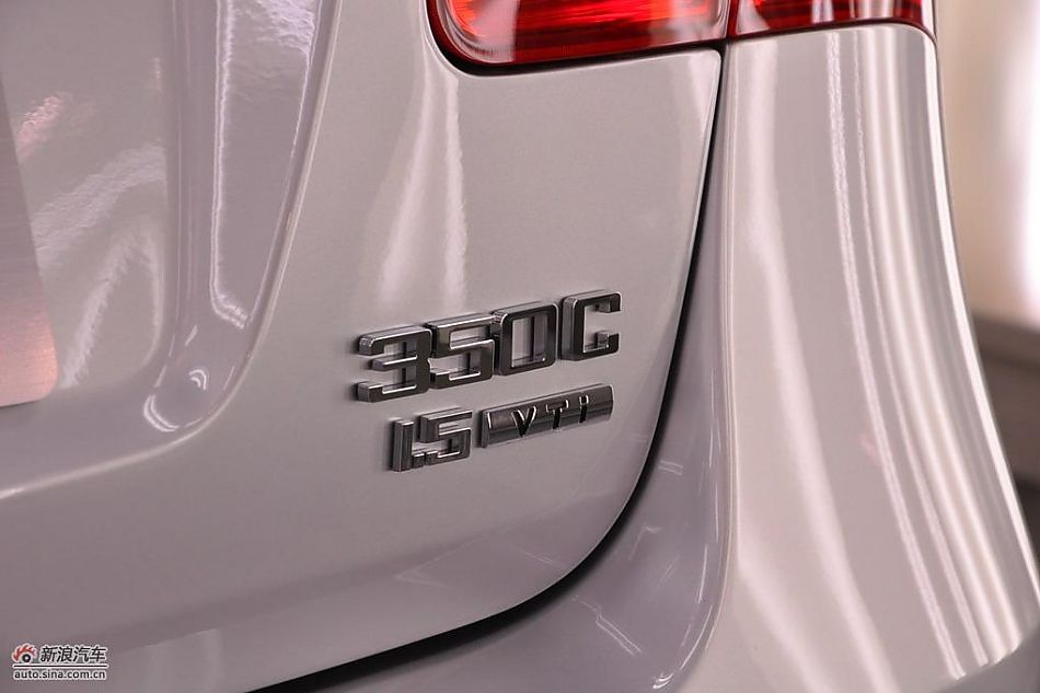 荣威350下线现场新车图