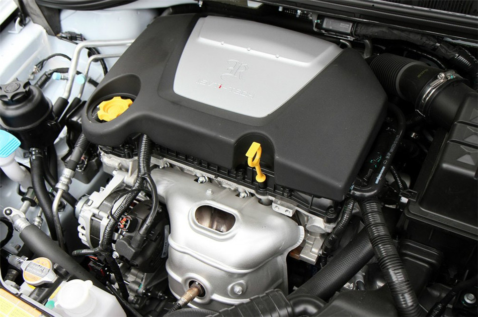 2013款 350S 1.5L AT 迅达版 引擎底盘