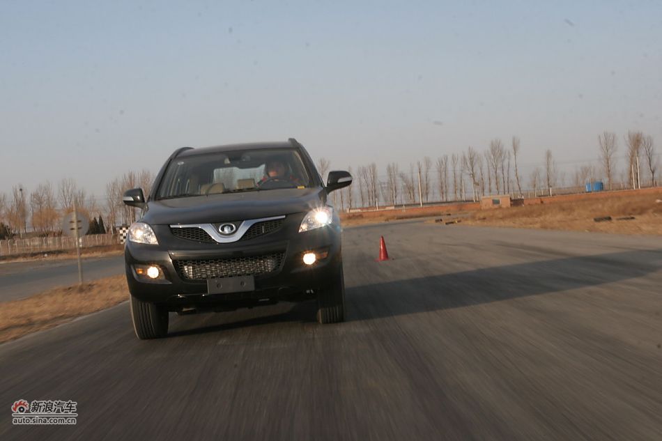 哈弗H5欧风版2.0T柴油自动挡动态