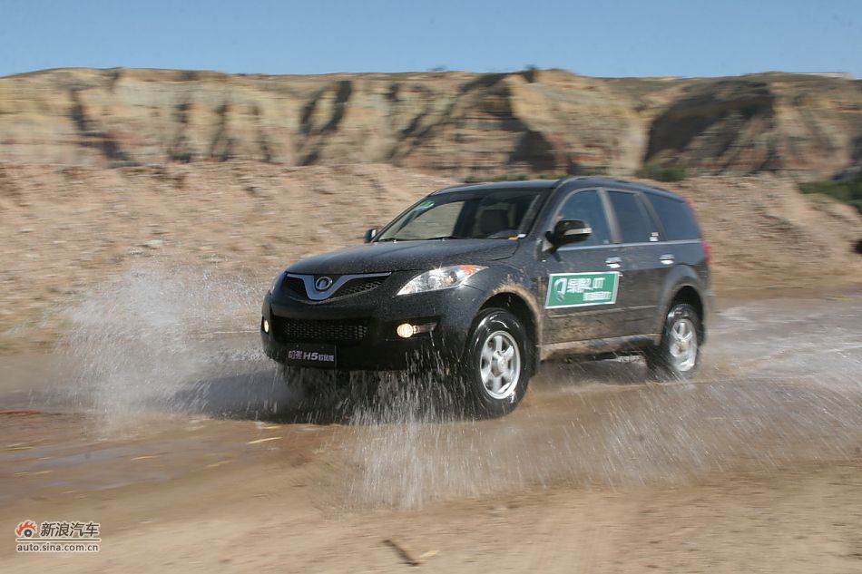 哈弗H5绿静2.0T沙漠河滩体验