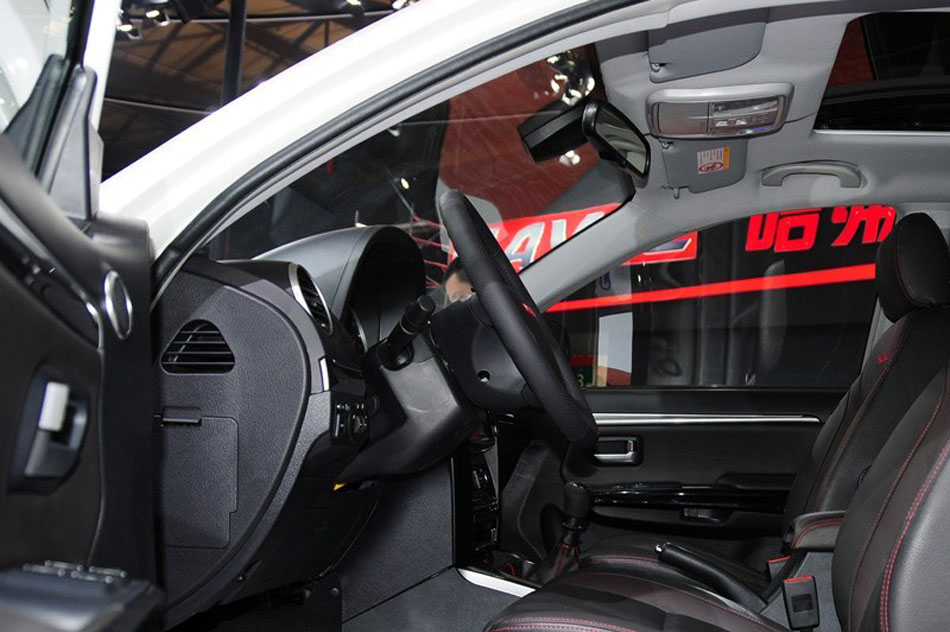 2013款 基本型 空间