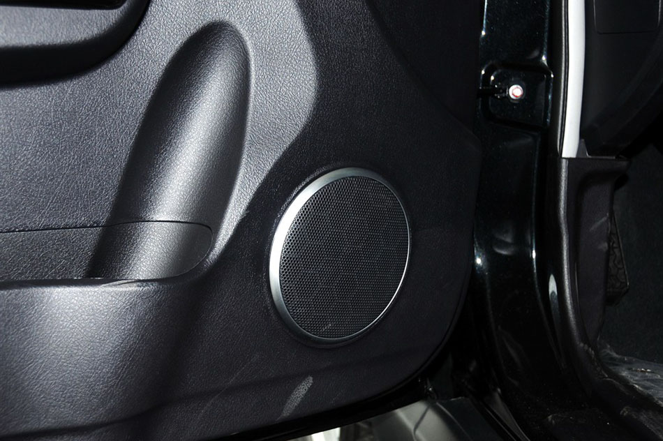 2015款 2.0T 手动四驱精英型 座椅空间