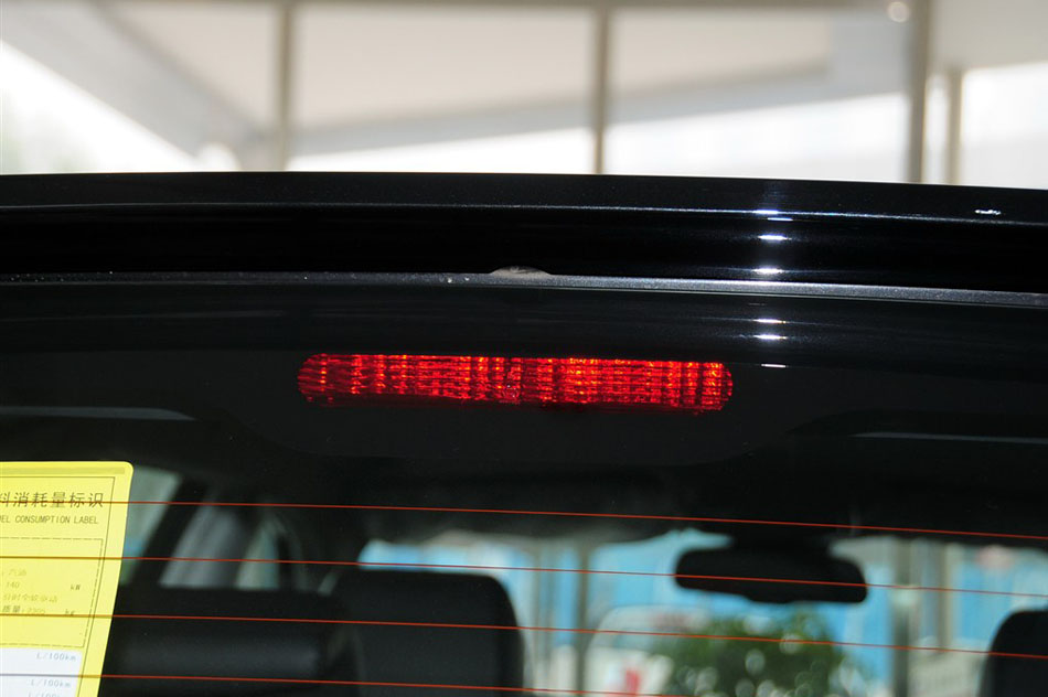 2015款 2.0T 手动四驱精英型 其他细节