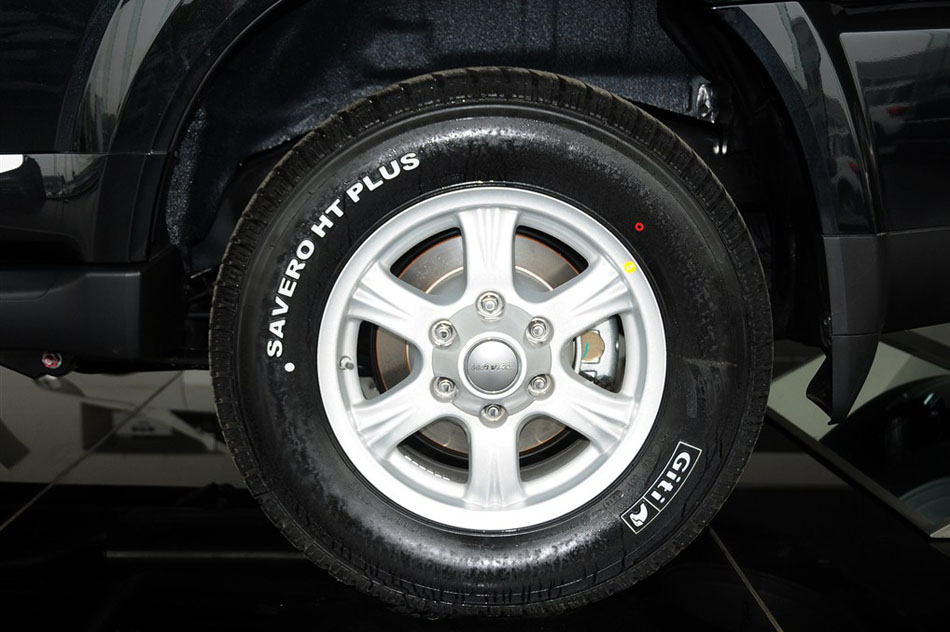 2015款 2.0T 手动四驱精英型 其他细节