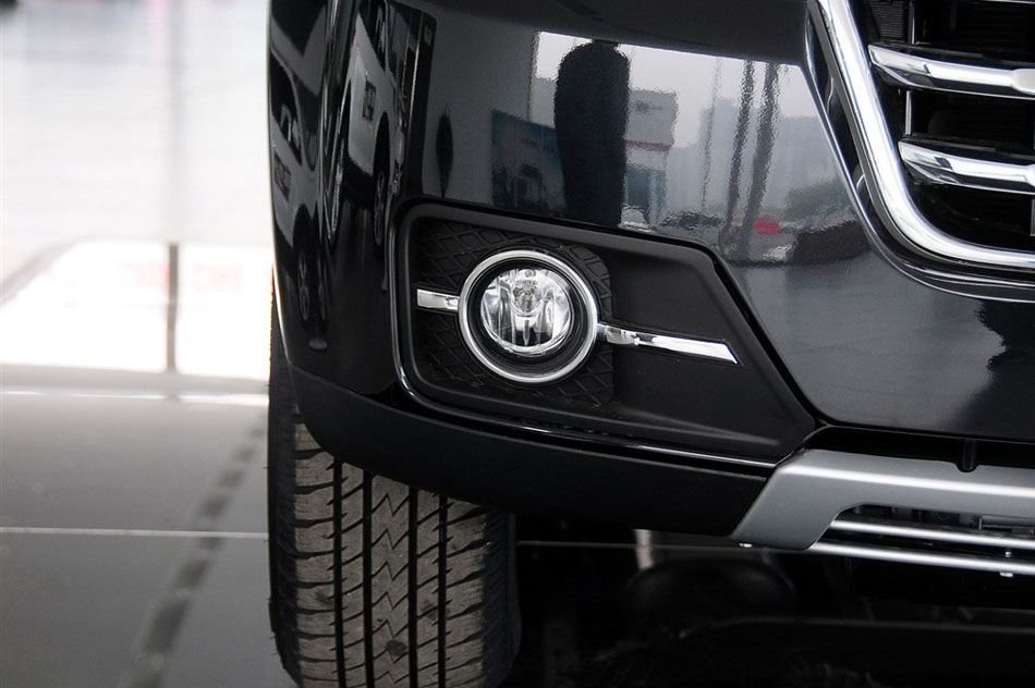 2015款 2.0T 手动四驱精英型 其他细节