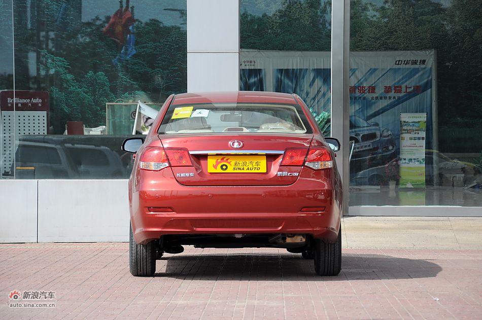 2012款腾翼C30 1.5手动豪华型