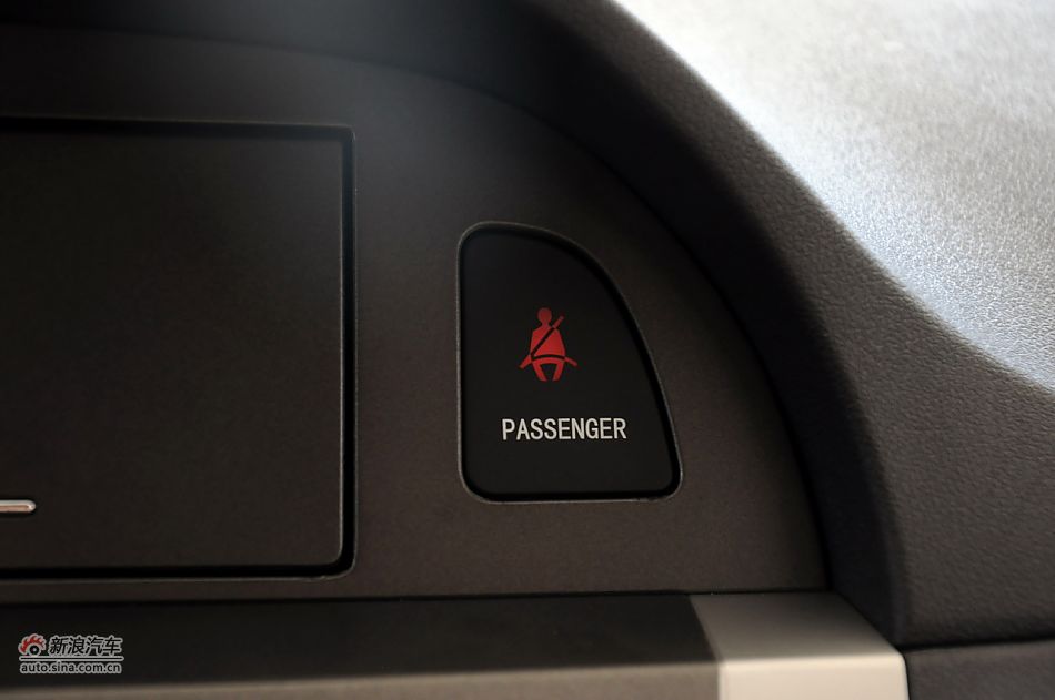 2012款腾翼C30 1.5手动豪华型