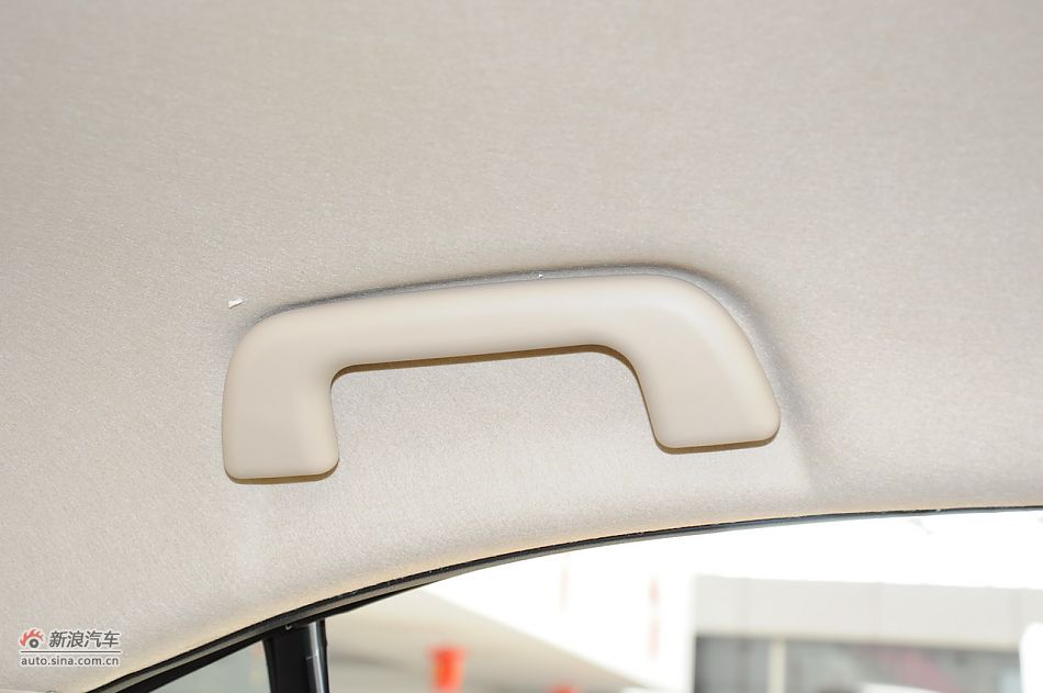 2012款腾翼C30 1.5手动豪华型