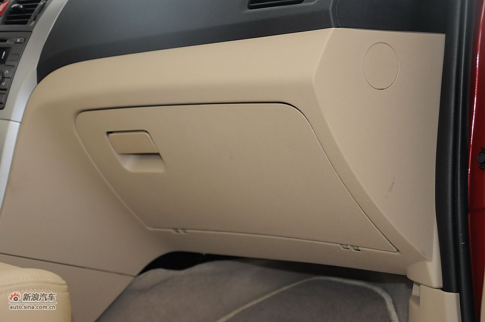 2012款腾翼C30 1.5手动豪华型