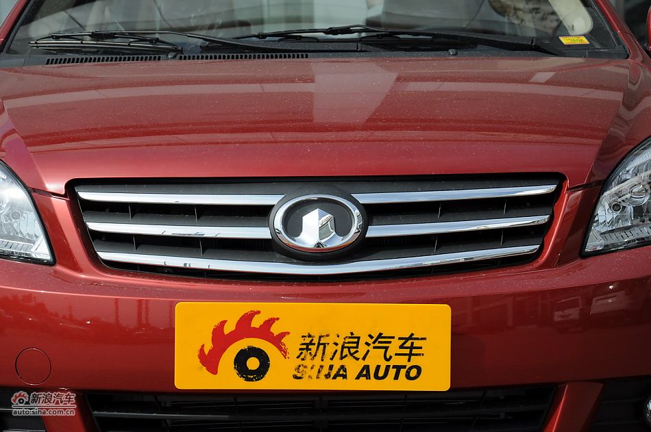 2012款腾翼C30 1.5手动豪华型