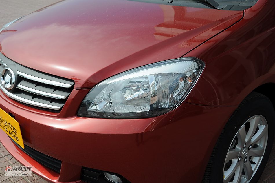 2012款腾翼C30 1.5手动豪华型