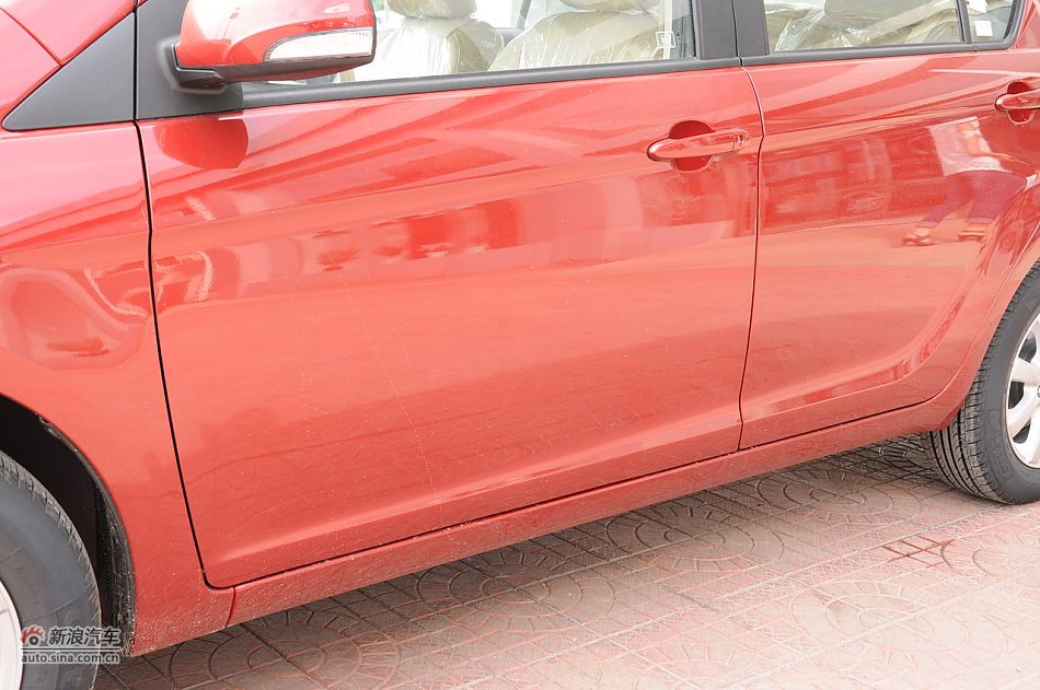 2012款腾翼C30 1.5手动豪华型