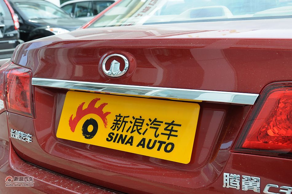 2012款腾翼C30 1.5手动豪华型