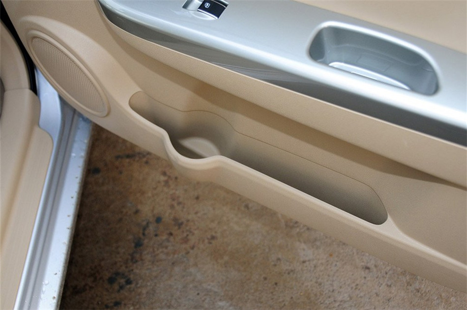 长城C30 2013款 1.5L MT 舒适型 空间