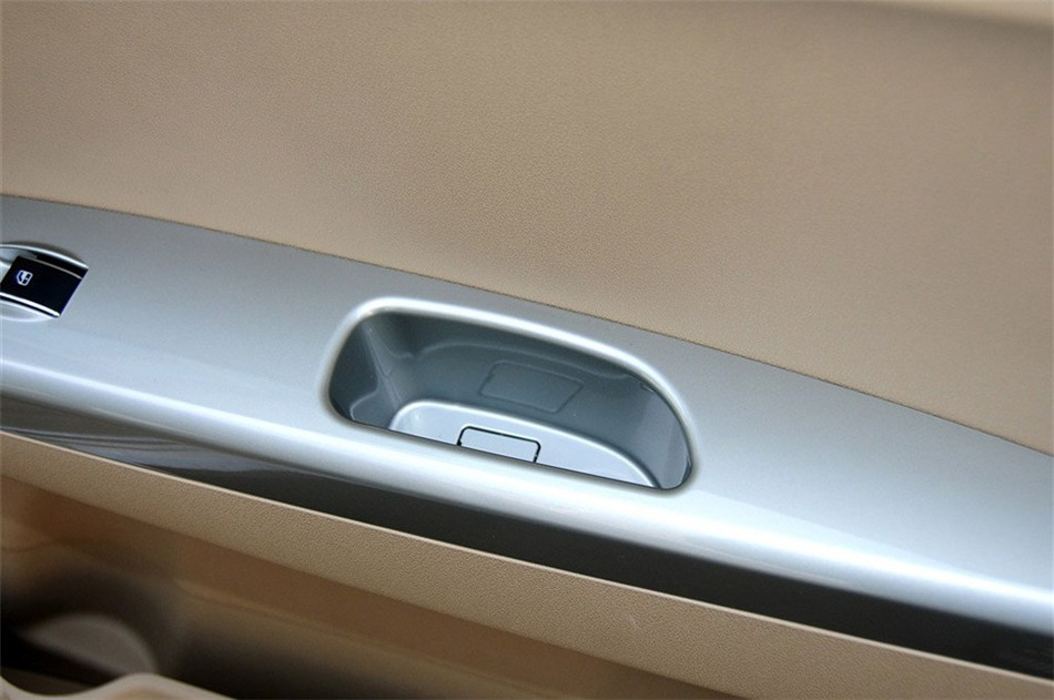 长城C30 2013款 1.5L MT 舒适型 空间