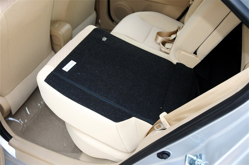 长城C30 2013款 1.5L MT 舒适型 空间