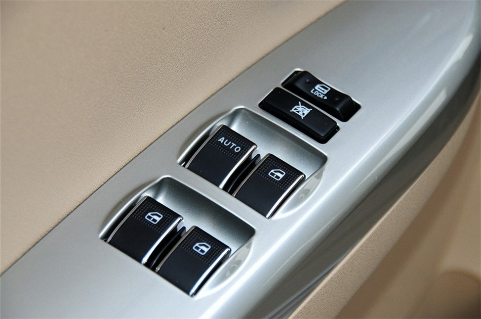 长城C30 2013款 1.5L MT 舒适型 空间