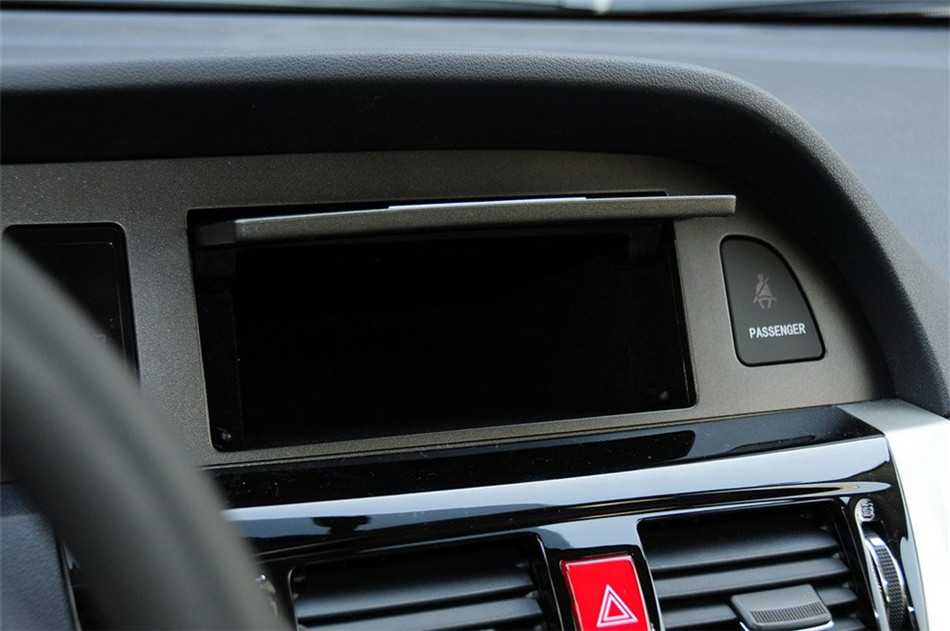 长城C30 2013款 1.5L MT 舒适型 内饰