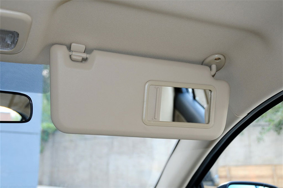 长城C30 2013款 1.5L MT 豪华型 空间