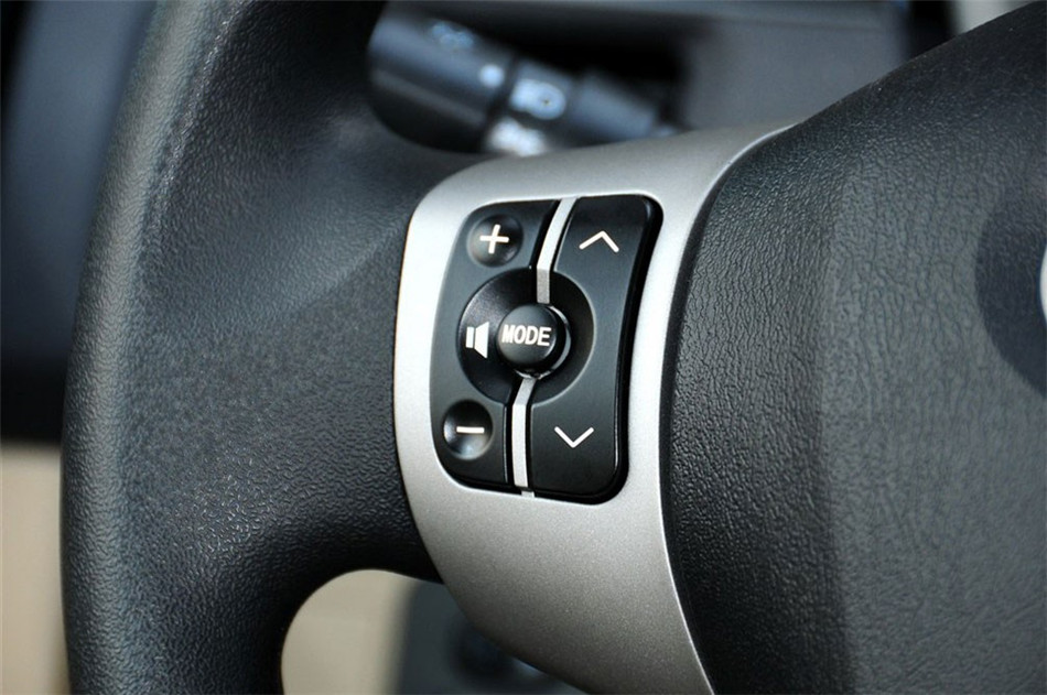 长城C30 2013款 1.5L MT 豪华型 内饰