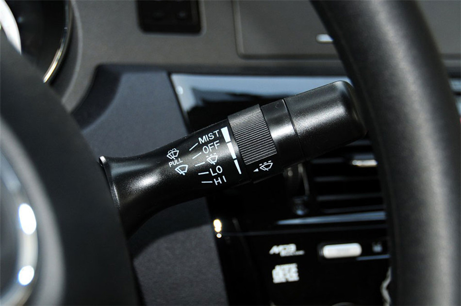 长城C30 2013款 1.5L MT 豪华型 内饰