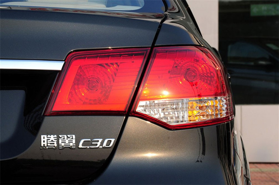 长城C30 2013款 1.5L MT 豪华型 细节
