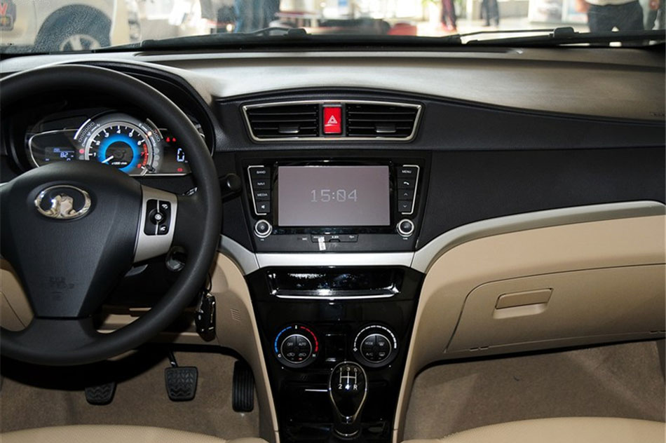 2013款长城C30 新视界版 1.5L 手动智尚型