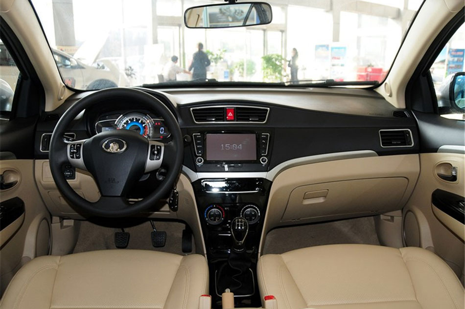 2013款长城C30 新视界版 1.5L 手动智尚型