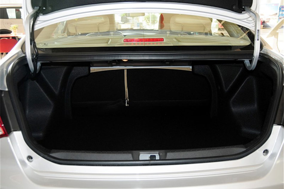 2013款长城C30 新视界版 1.5L 手动智尚型