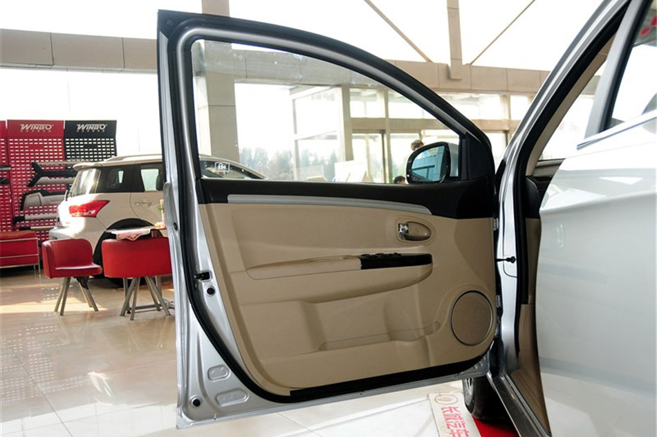 2013款长城C30 新视界版 1.5L 手动智尚型