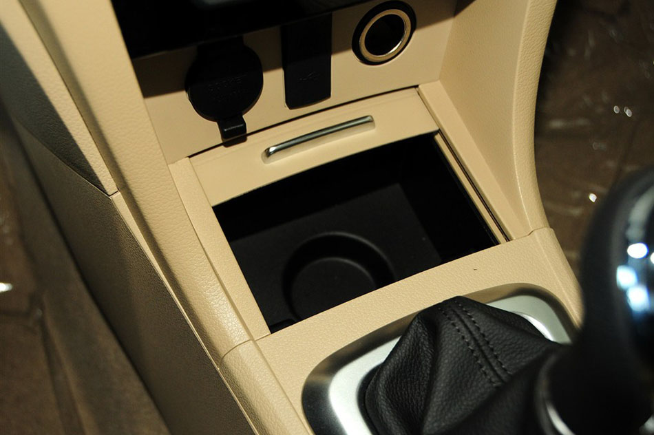 2015款 1.5L 手动豪华型 内饰