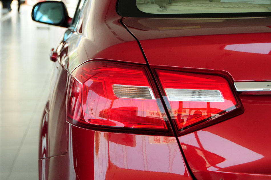 2015款 1.5L 手动豪华型 其他