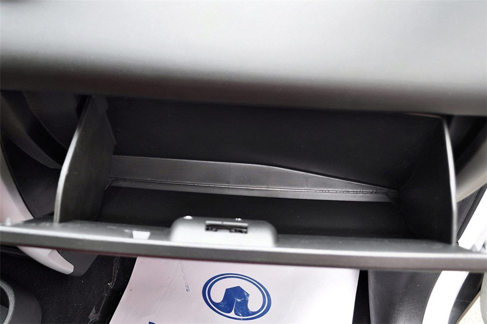 CROSS 2011 1.3L AMT ռ