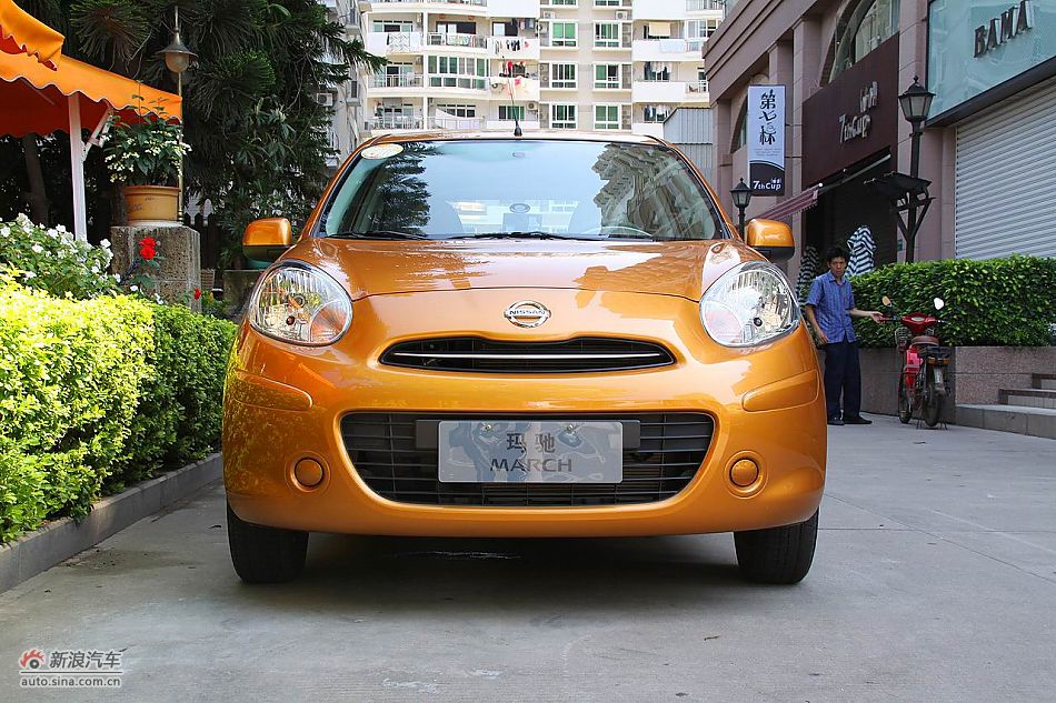 东风日产玛驰外观