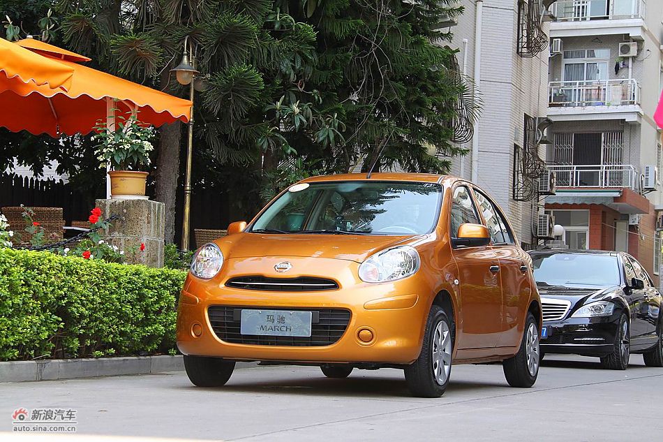 东风日产玛驰外观