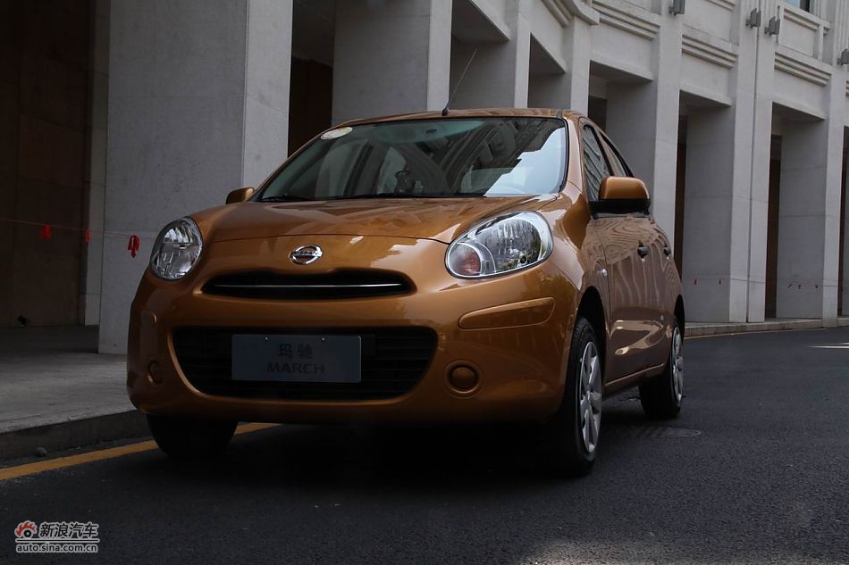 东风日产玛驰外观