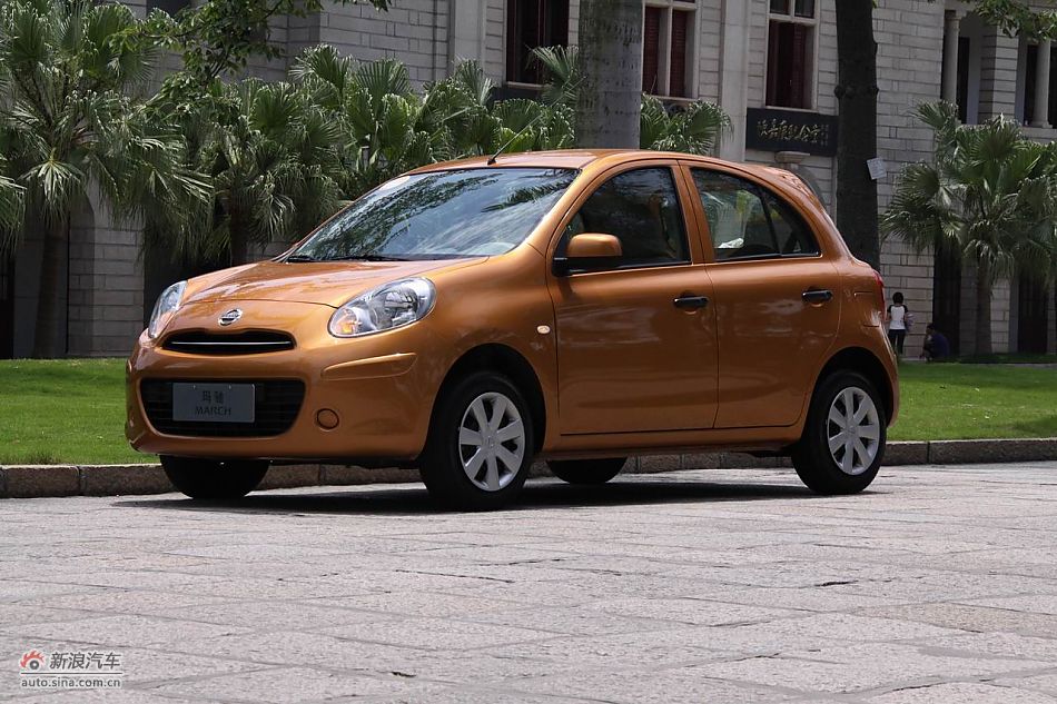 东风日产玛驰外观