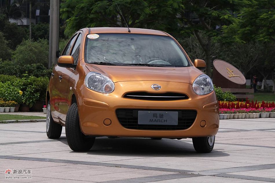 东风日产玛驰外观