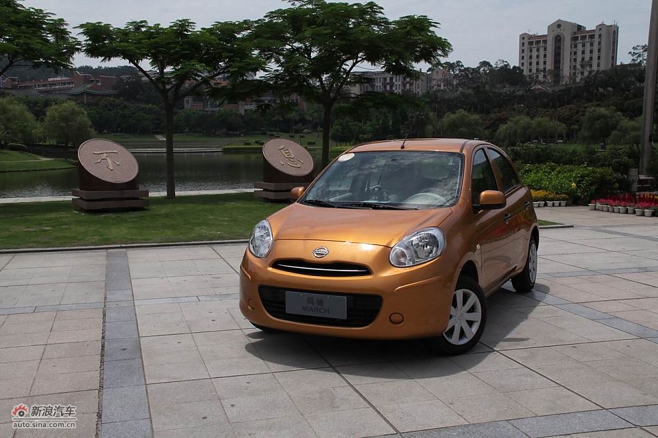 东风日产玛驰外观