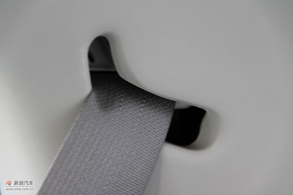 东风日产玛驰内饰