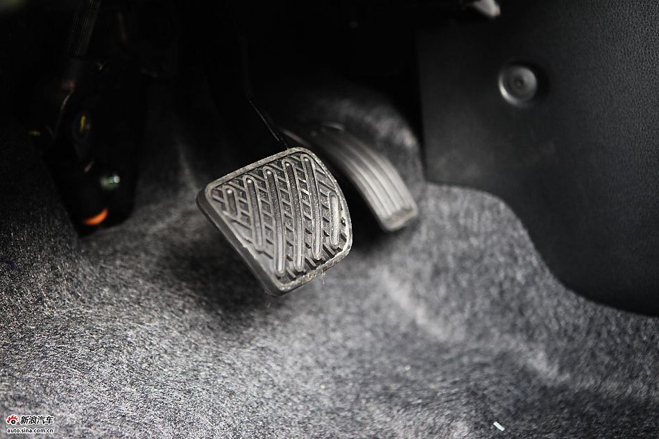 东风日产玛驰march内饰图片