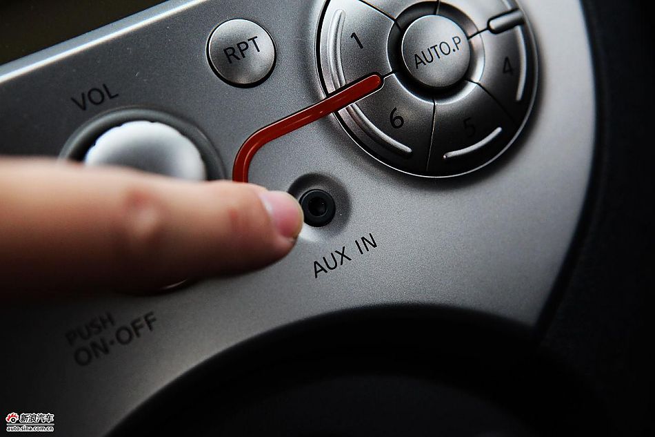 东风日产玛驰march内饰图片