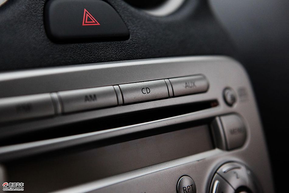 东风日产玛驰march内饰图片