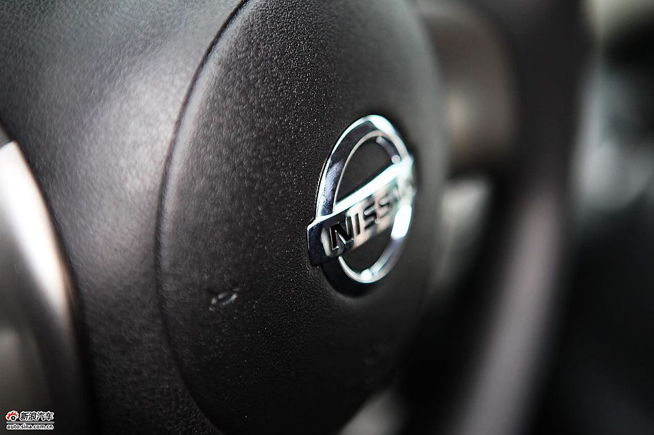 东风日产玛驰march内饰图片