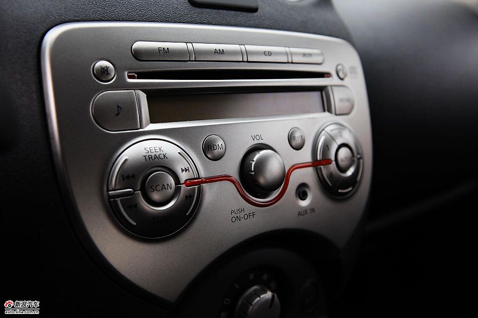 东风日产玛驰march内饰图片