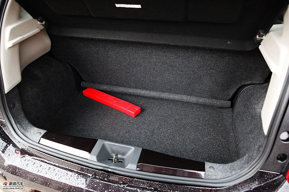 东风日产玛驰march内饰图片