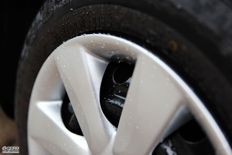 东风日产玛驰march外观图片