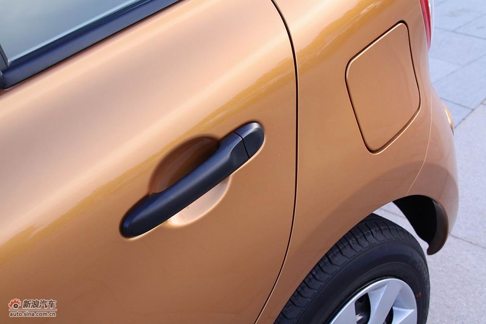 东风日产玛驰外观