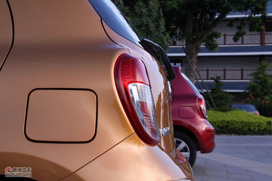 东风日产玛驰外观